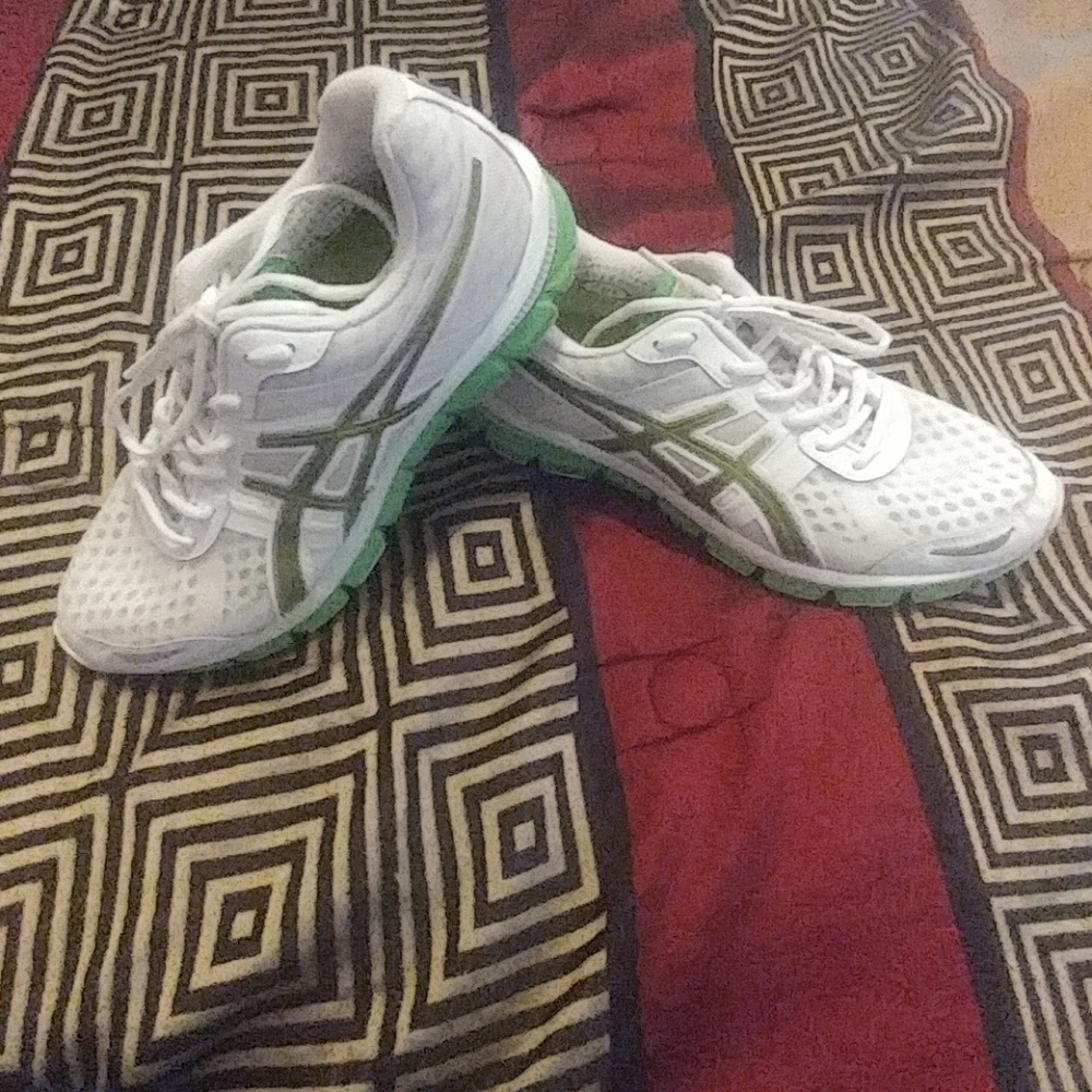 Asics Gel 33s T1H8N size US 10, EURO 42
